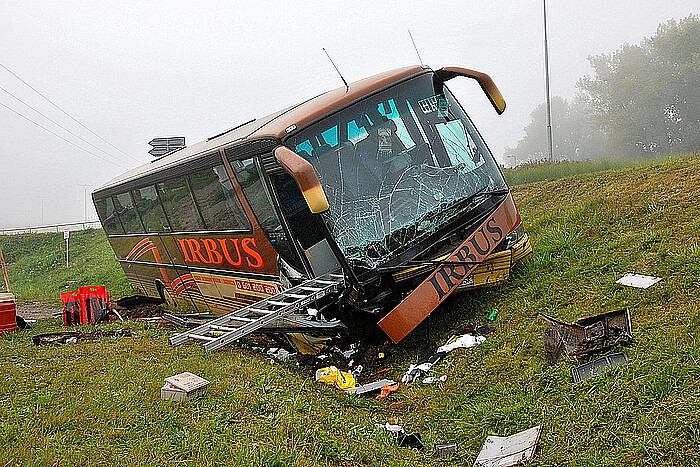 Wypadek Autokaru 13 osób nie żyje! Wypadek polskiego